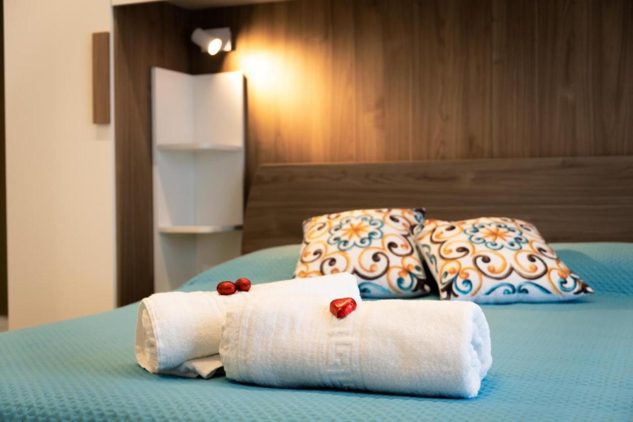 Domina Apartments Монополи Экстерьер фото